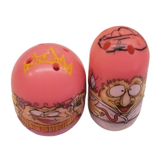 Rare Mighty Beanz Queen Bean 211 and Bird Lady Bean 118 Year 2010 - Picture 2 of 4